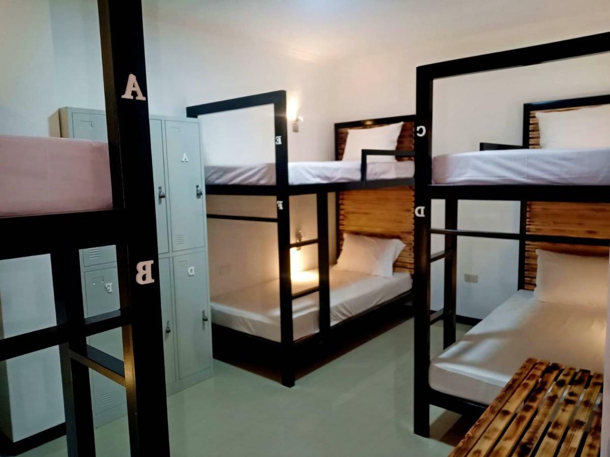 Bakawan Hostel Coron Luaran gambar